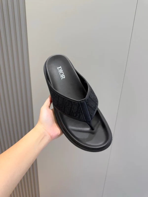 Dior Alias Thong Sandal - D02
