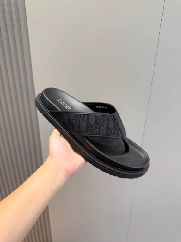 Dior Alias Thong Sandal - D02