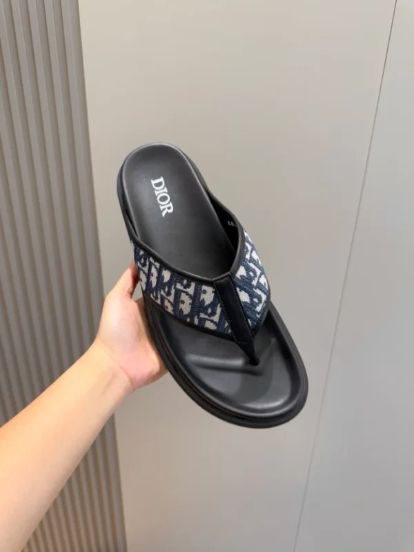 Dior Alias Thong Sandal - D03