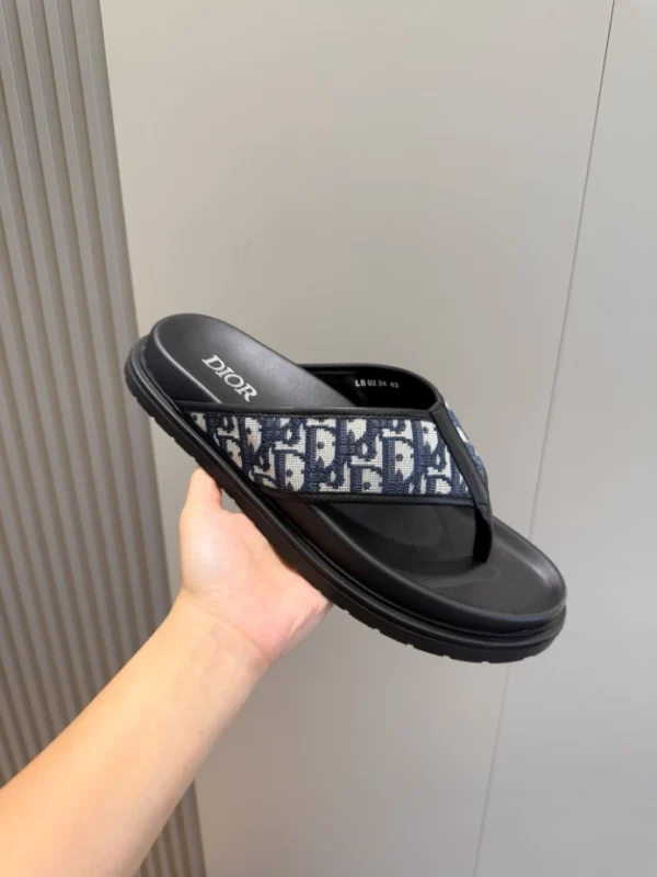 Dior Alias Thong Sandal - D03