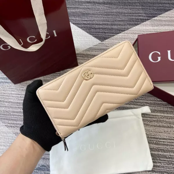 GG Marmont Zip Around Wallet - RW24