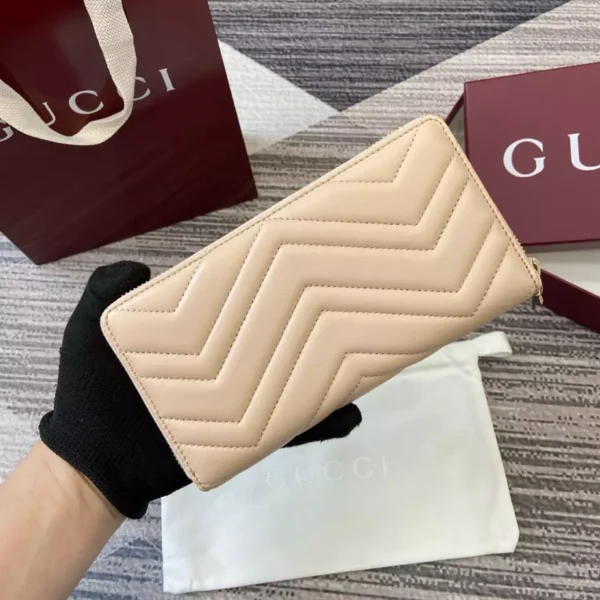 GG Marmont Zip Around Wallet - RW24