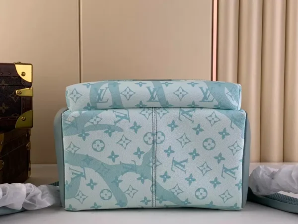 LV Discovery Backpack M22519 - RBV89