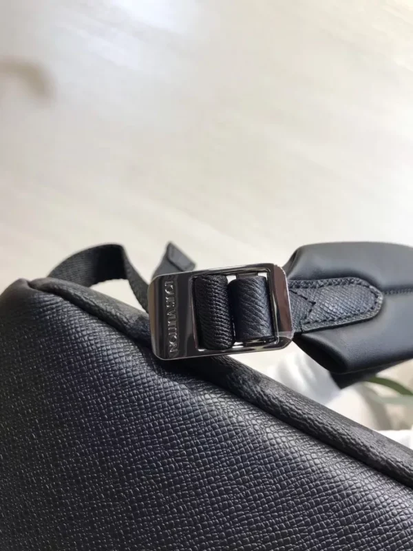 LV Discovery Backpack M31033 - RBV87