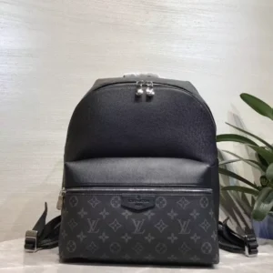 LV Discovery Backpack M31033 - RBV87