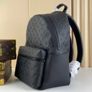 LV Discovery Backpack M46553 - RBV84