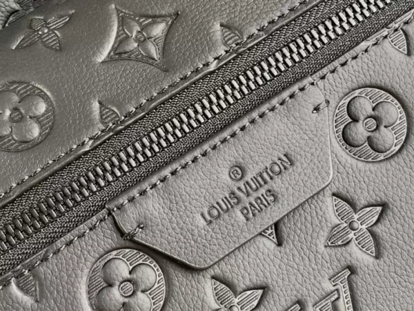 LV Discovery Backpack M46553 - RBV84