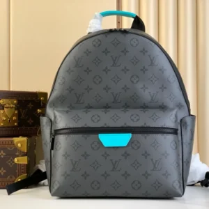 LV Discovery Backpack PM M11641 - RBV86
