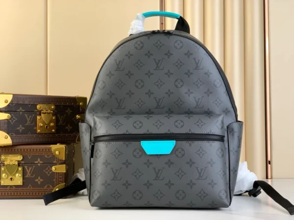 LV Discovery Backpack PM M11641 - RBV86