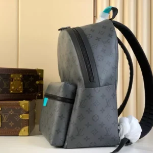 LV Discovery Backpack PM M11641 - RBV86