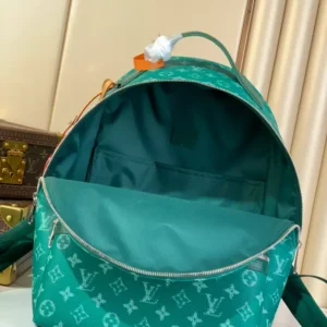 LV Discovery Backpack PM M12780 - RBV97