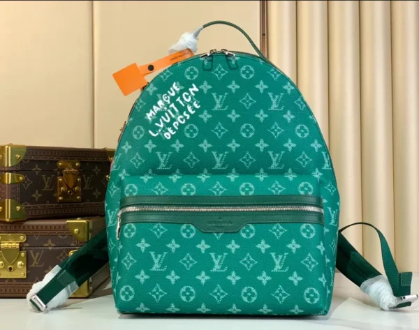 LV Discovery Backpack PM M12780 - RBV97