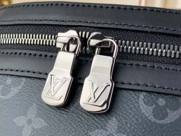 LV Discovery Backpack PM M22558 - RBV91