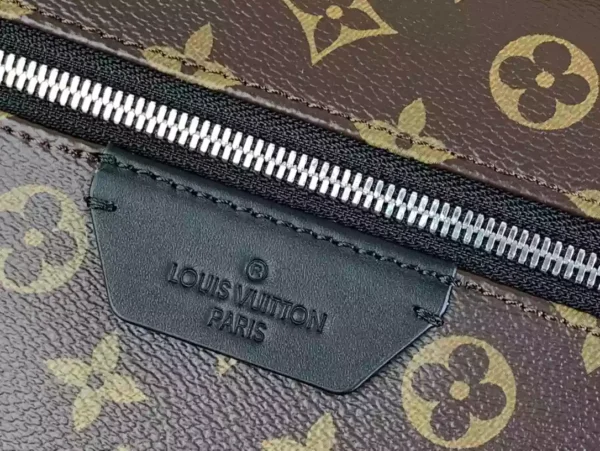 LV Discovery Backpack PM M46684 - RBV90