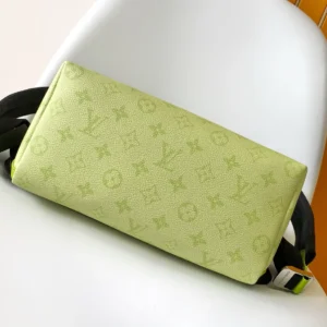 LV Discovery Slim Backpack M14076 - RBV79