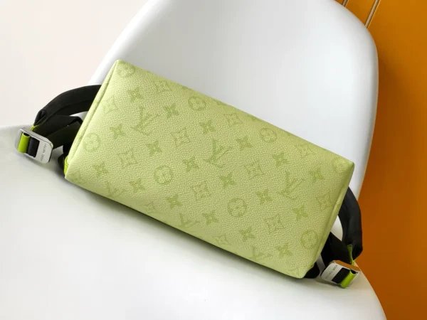 LV Discovery Slim Backpack M14076 - RBV79