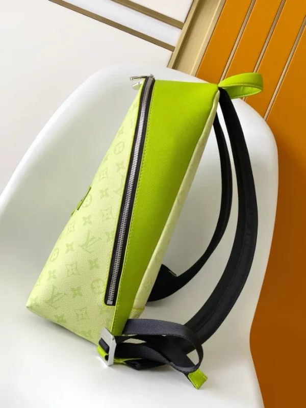 LV Discovery Slim Backpack M14076 - RBV79