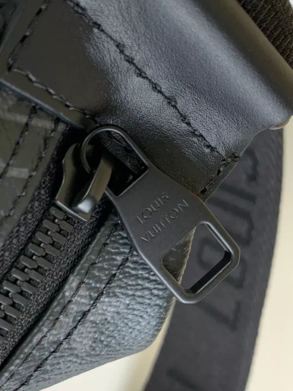 LV Hamac Bag PM Black Monogram Eclipse Canvas M47158 - RBV104