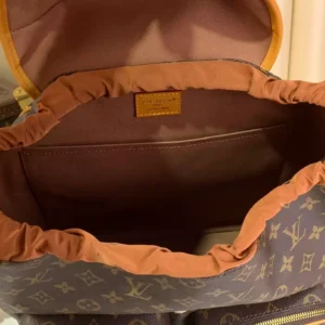 LV Montsouris Cargo Backpack M14015 - RBV98