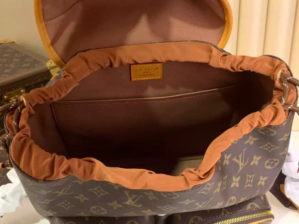 LV Montsouris Cargo Backpack M14015 - RBV98