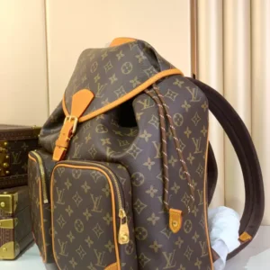 LV Montsouris Cargo Backpack M14015 - RBV98