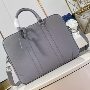 LV Porte Documents Voyage PM - RBV69