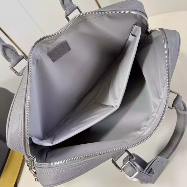 LV Porte Documents Voyage PM - RBV69