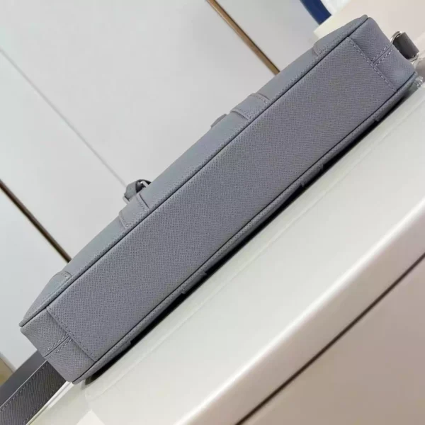 LV Porte Documents Voyage PM - RBV69