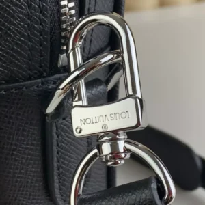 LV Porte Documents Voyage PM - RBV71
