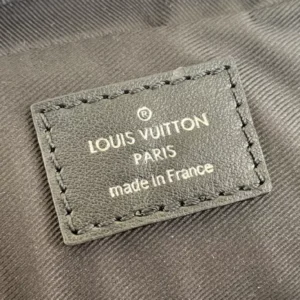 LV Porte-Documents Voyage PM - RBV72
