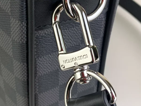 LV Porte-Documents Voyage PM - RBV77