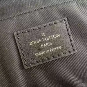 LV Porte-Documents Voyage PM - RBV77