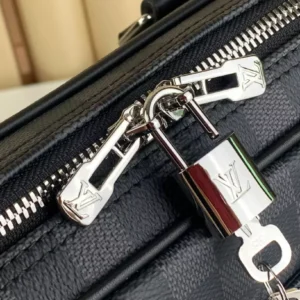 LV Porte-Documents Voyage PM - RBV77