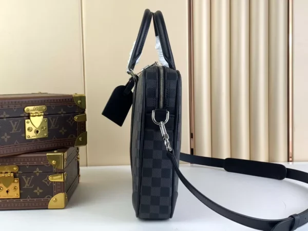 LV Porte-Documents Voyage PM - RBV77