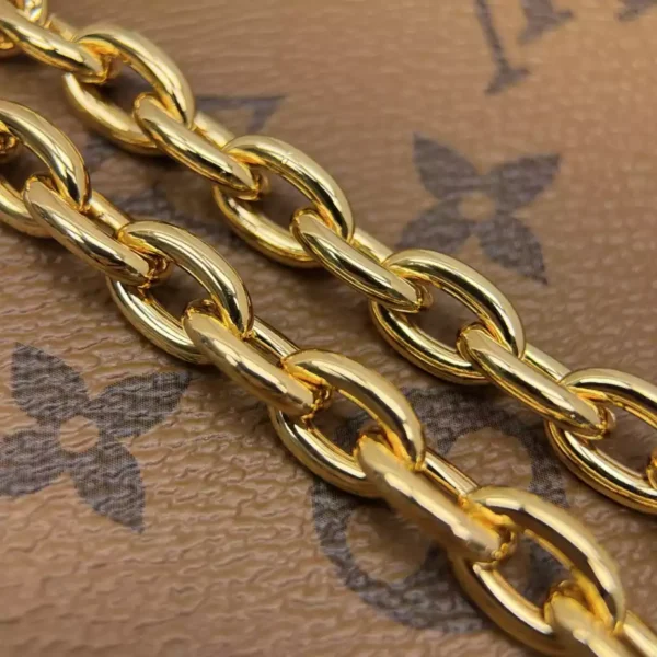 LV Wallet On Chain Ivy M26587 - RLB34