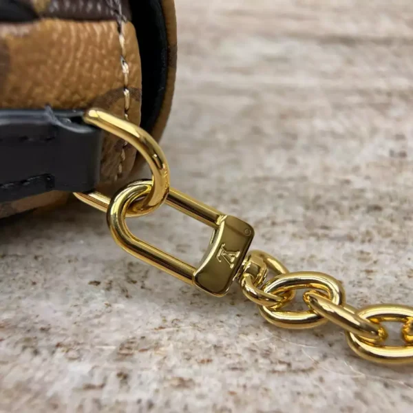 LV Wallet On Chain Ivy M26587 - RLB34