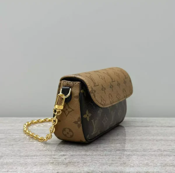 LV Wallet On Chain Ivy M26587 - RLB34