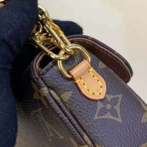 LV Wallet On Chain Ivy M81911 - RLB35
