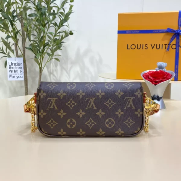LV Wallet On Chain Ivy M81911 - RLB35
