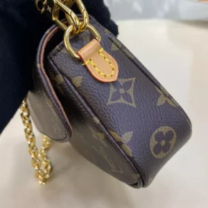 LV Wallet On Chain Ivy M81911 - RLB35
