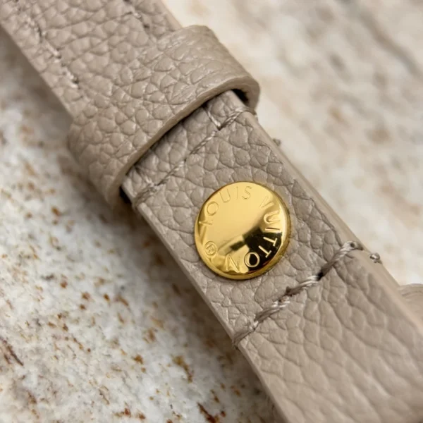 LV Wallet On Chain Ivy M82211 - RLB32