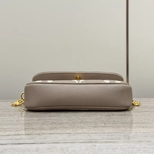 LV Wallet On Chain Ivy M82211 - RLB32