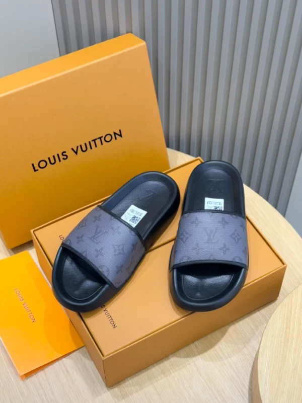LV Waterfront Mule - S63