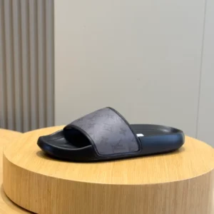 LV Waterfront Mule - S63