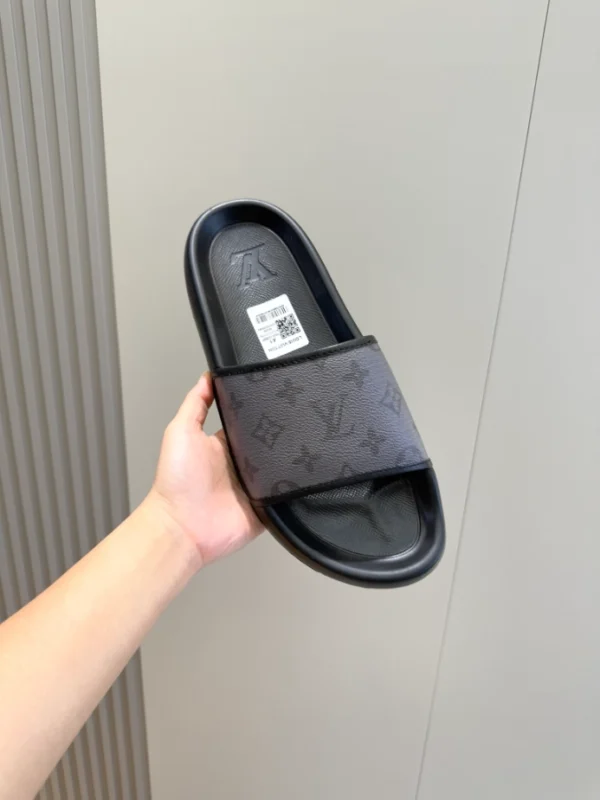 LV Waterfront Mule - S63