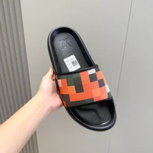 LV Waterfront Mule - S64