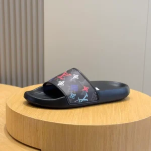 LV Waterfront Mule - S65