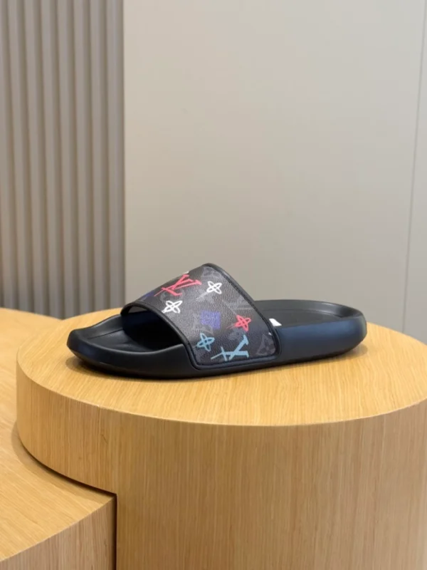 LV Waterfront Mule - S65
