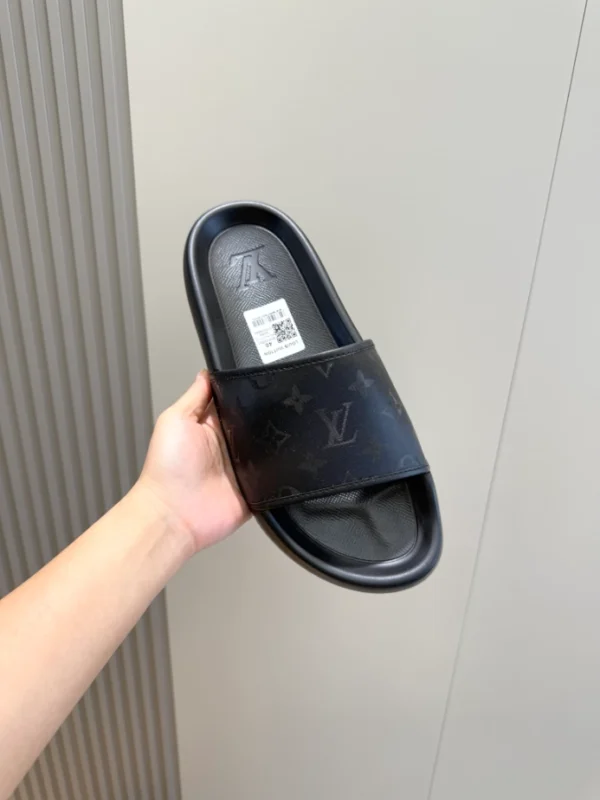 LV Waterfront Mule - S66
