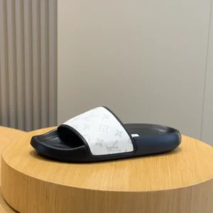 LV Waterfront Mule - S67